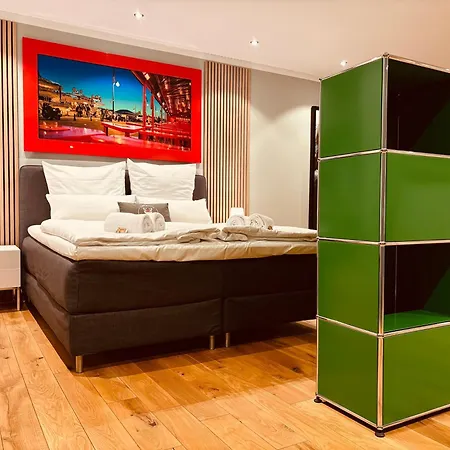 Gesamtes Chalet King Size Kueche Tv Regendusche Loggia Μπάντεν-Μπάντεν